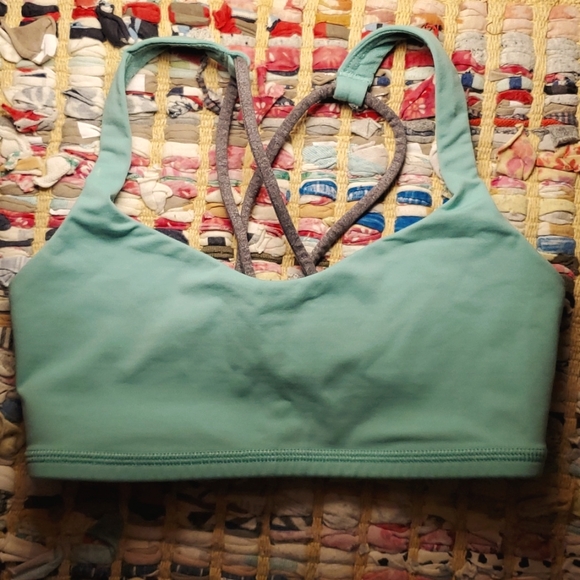 Lululemon Sport Bra - Picture 1 of 2